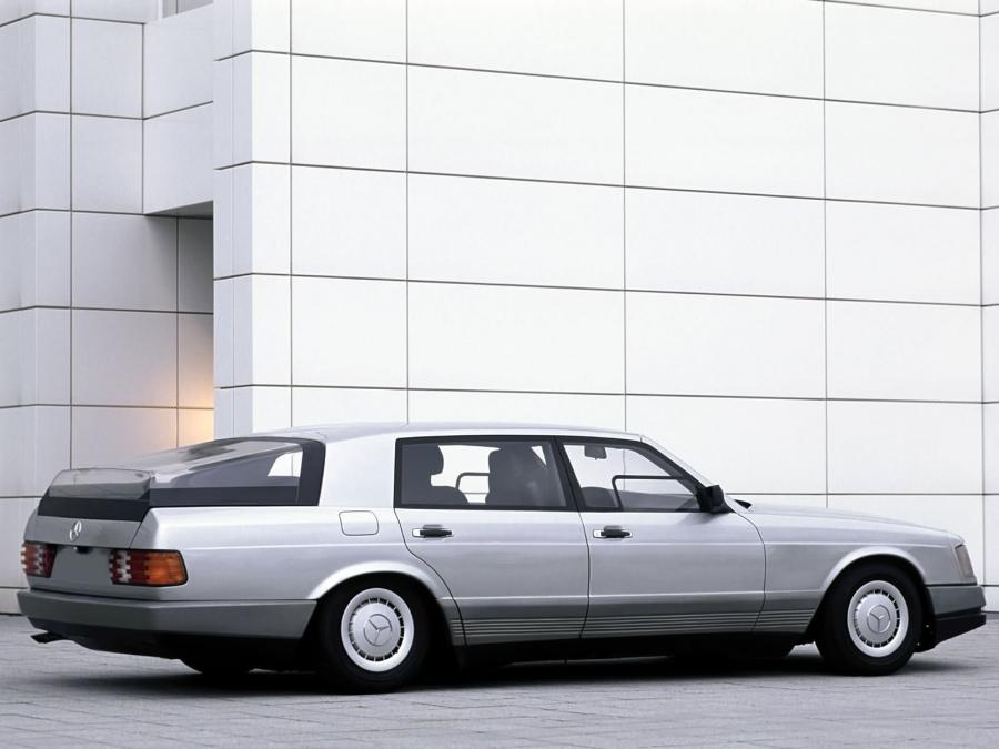  Mercedes-Benz Auto 2000 Concept 1981 года  (фото 4 из 12)